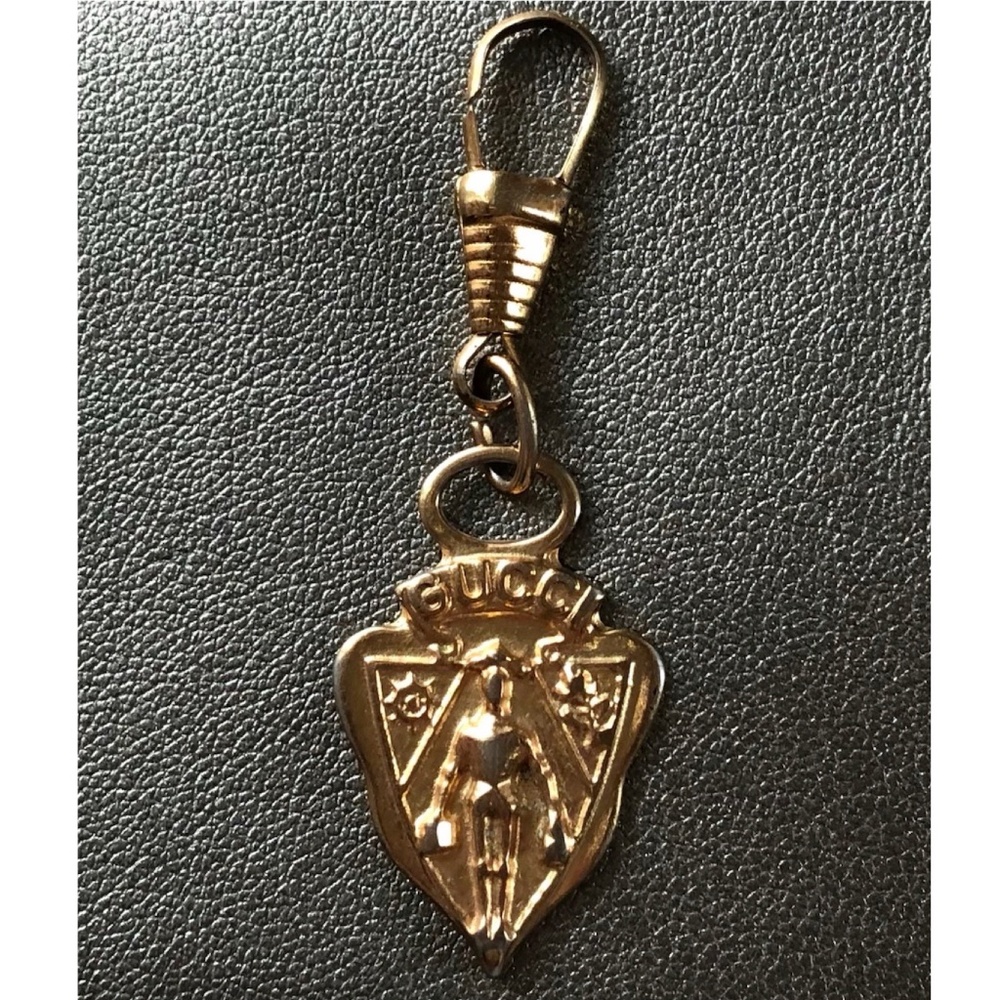 Authentic Gucci Vintage Charm Knight Pendant Zipper Pull, golden tone